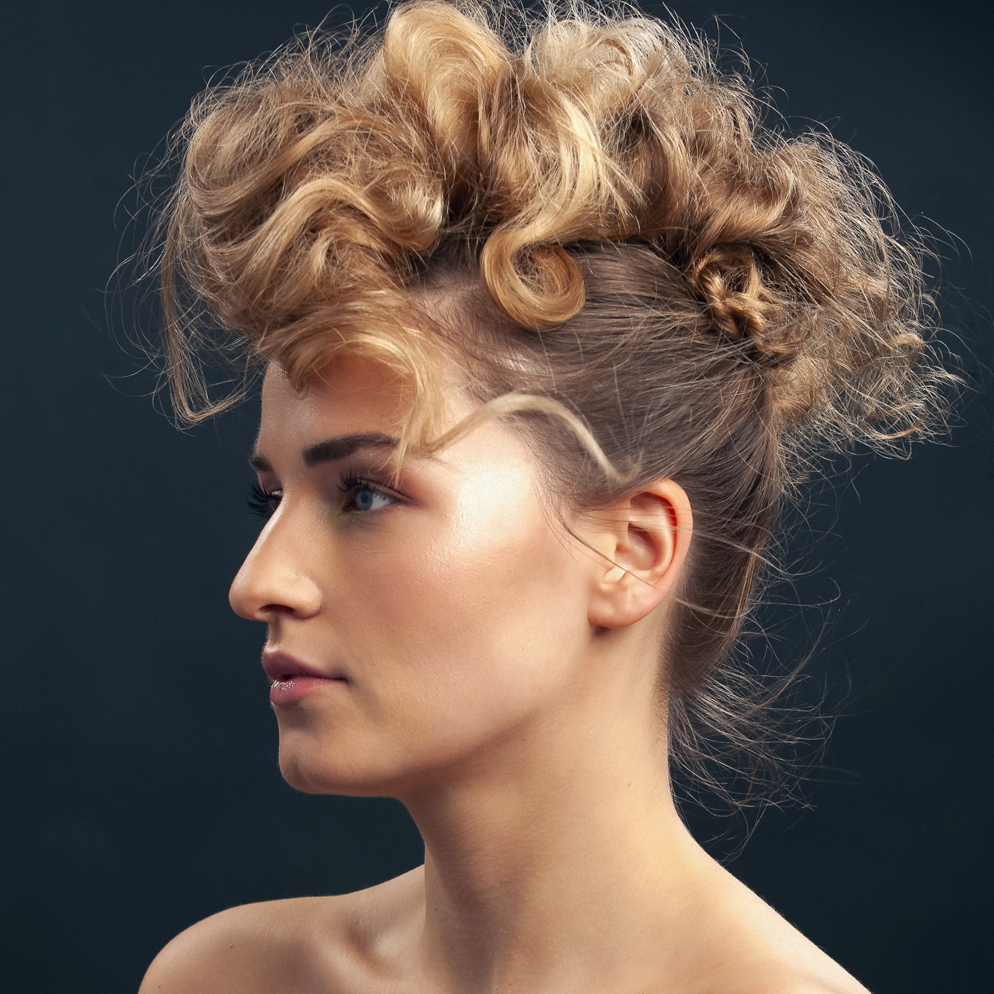 Hairstyling for makeup artists